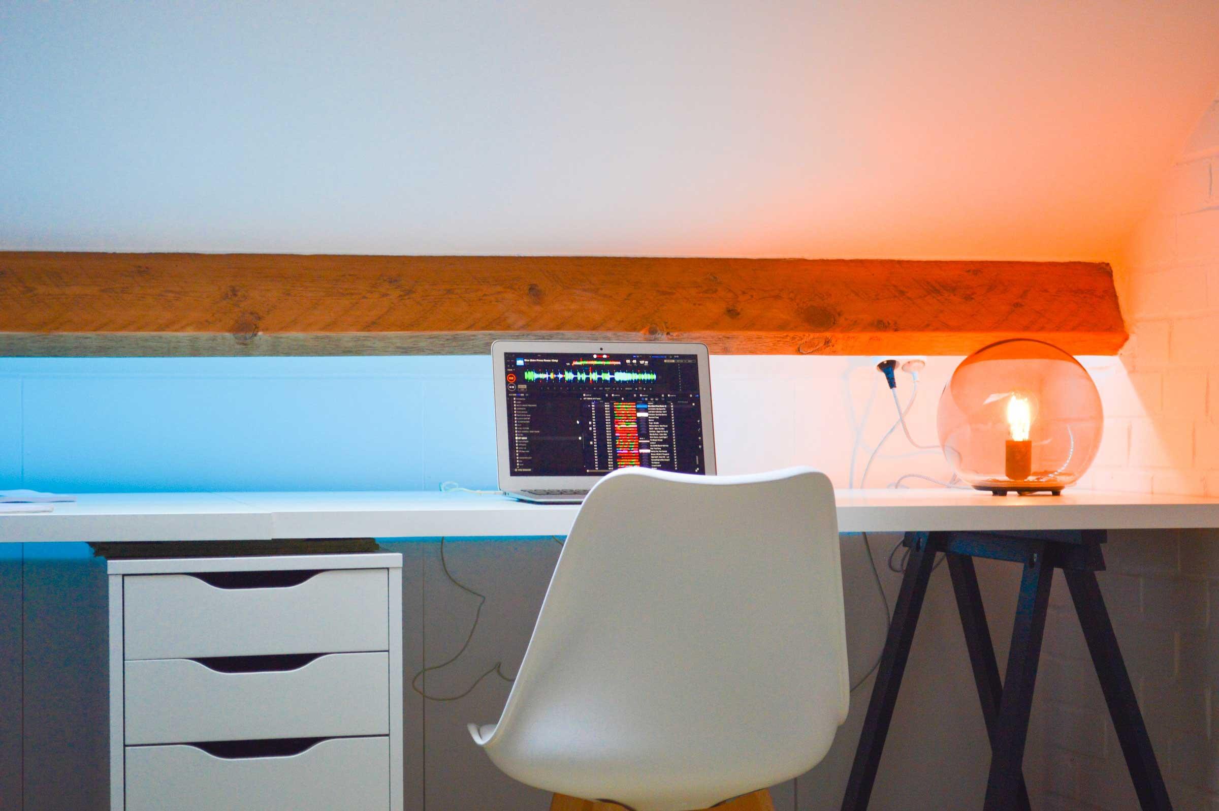 Lowie Vanhoutte Desk Setup Image 1